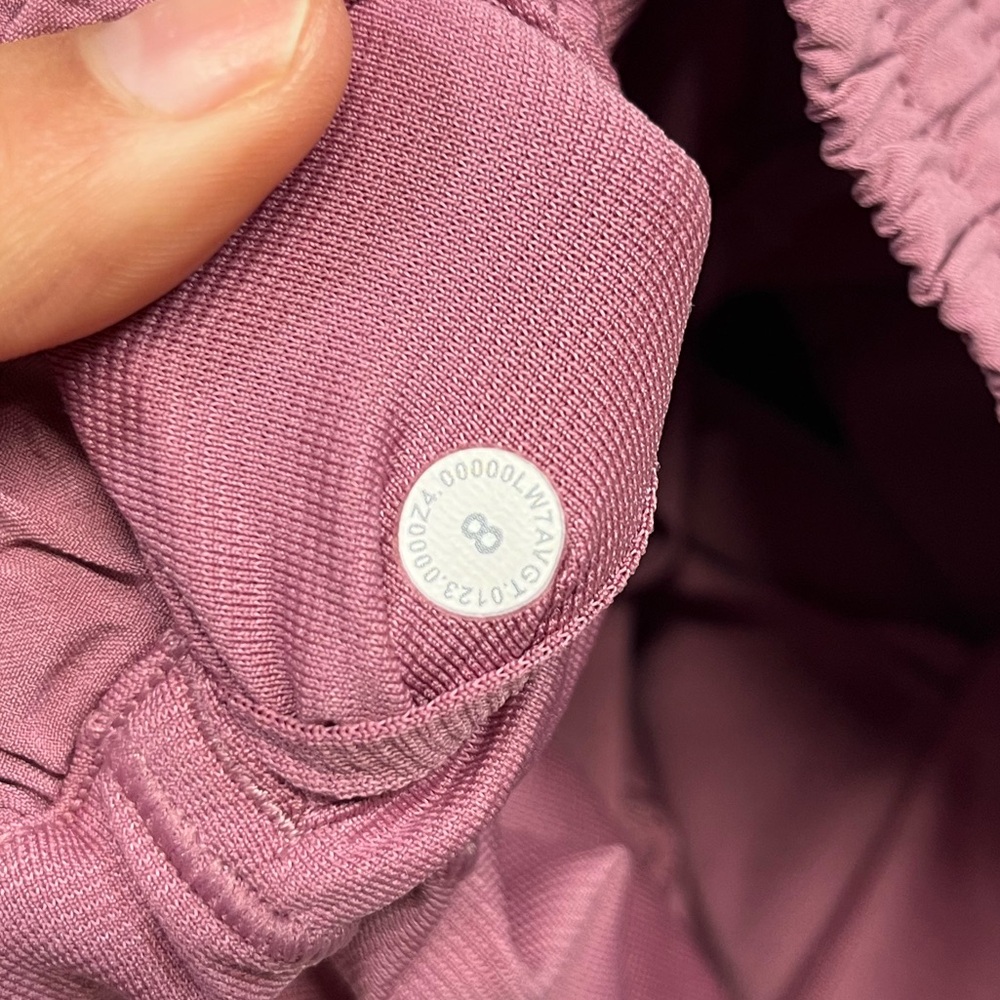 Lululemon Hotty Hot Shorts LR 4” Women’s Size 8 Dusty Spanish Rose Color - Picture 7 of 7